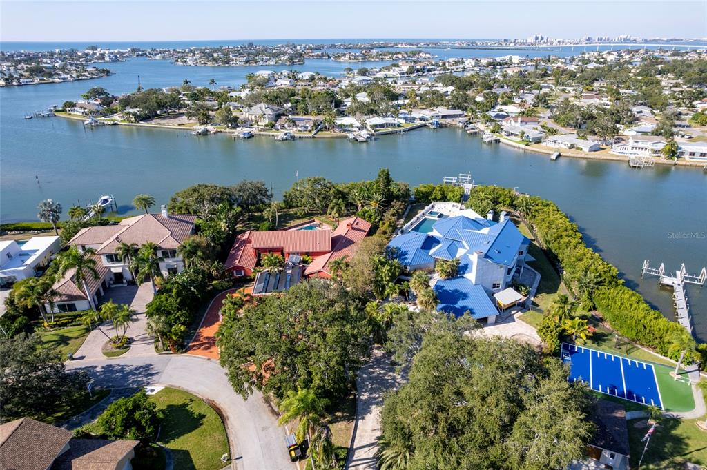 Property for sale at 2268 KINGS POINT DRIVE, LARGO, FL, 33774