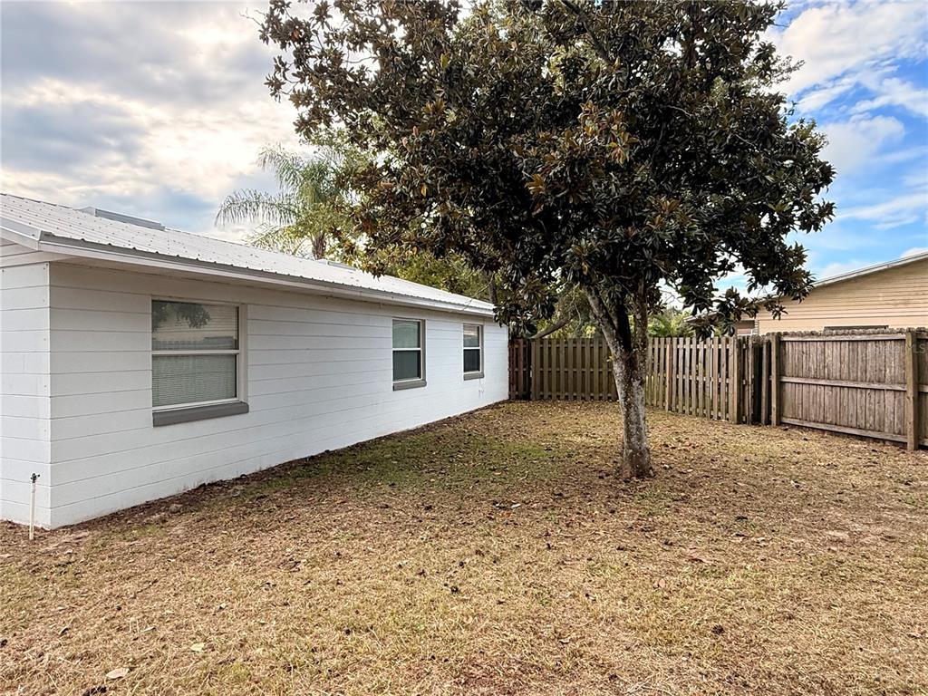 Property for sale at 1015 MOCKINGBIRD CIRCLE, WINTER HAVEN, FL, 33884