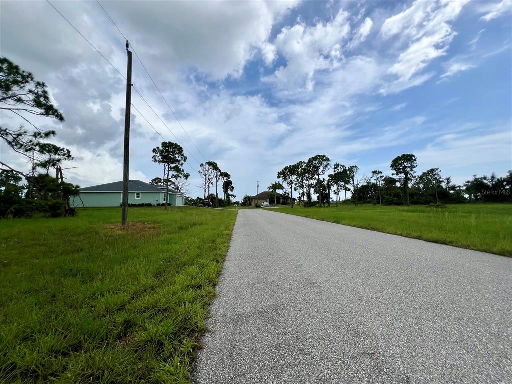 Property for sale at 28 MATE CIRCLE, PLACIDA, FL, 33946