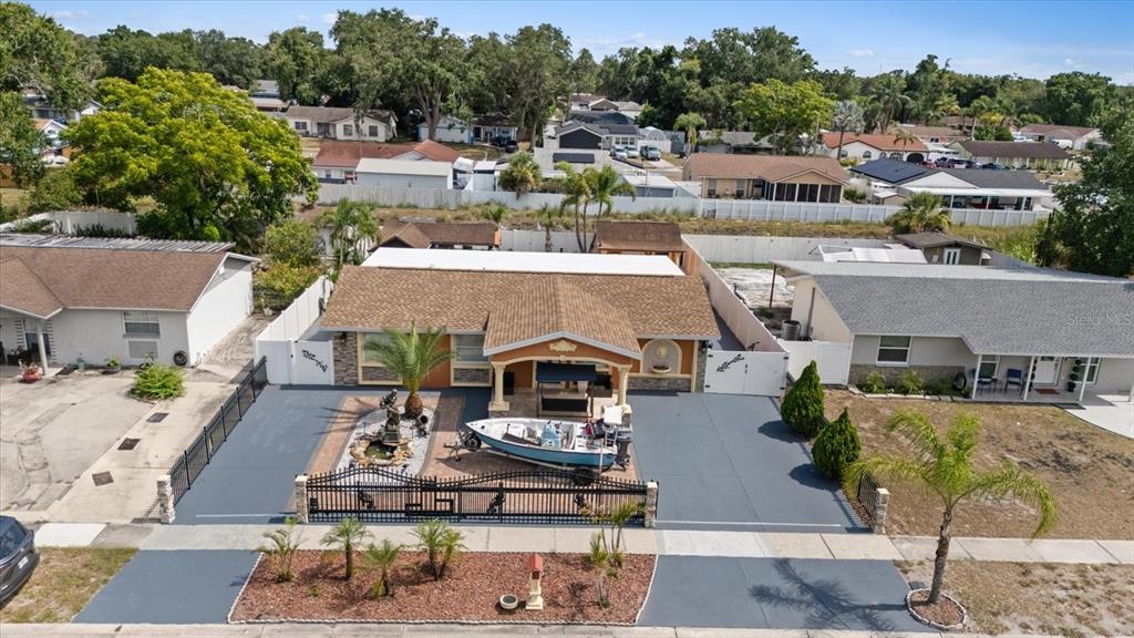 Property for sale at 8318 DRYCREEK DRIVE, TAMPA, FL, 33615