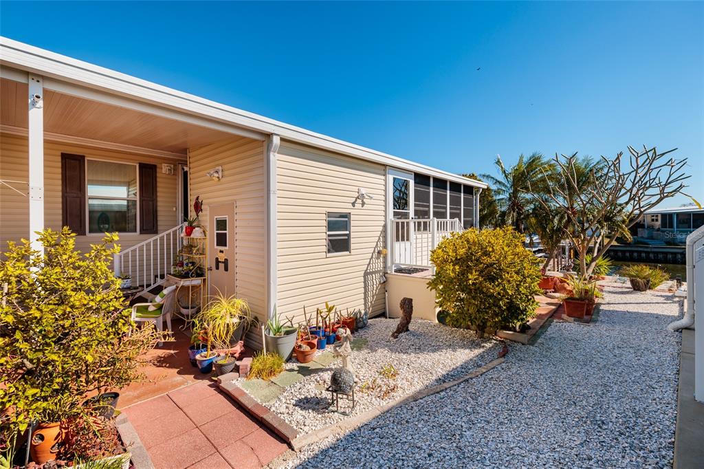Property for sale at 134 AMERICANA COURT NE UNIT 216, ST PETERSBURG, FL, 33702