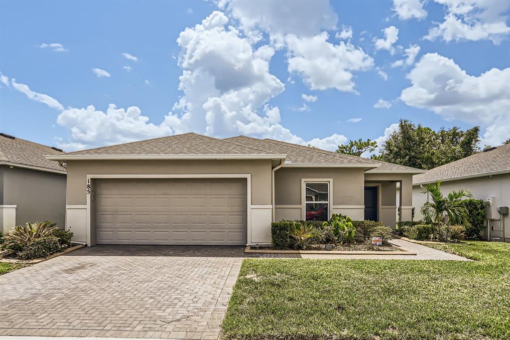 Property for sale at 185 HAMLET LOOP, DAVENPORT, FL, 33837