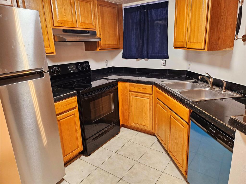 Property for sale at 1916 LAKE ATRIUMS CIRCLE UNIT 25, ORLANDO, FL, 32839