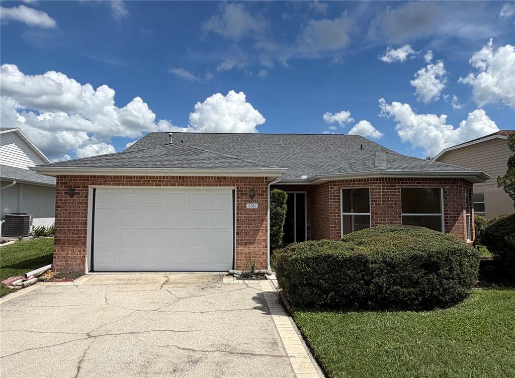 Property for sale at 6341 SILVER LAKES DRIVE W, LAKELAND, FL, 33810