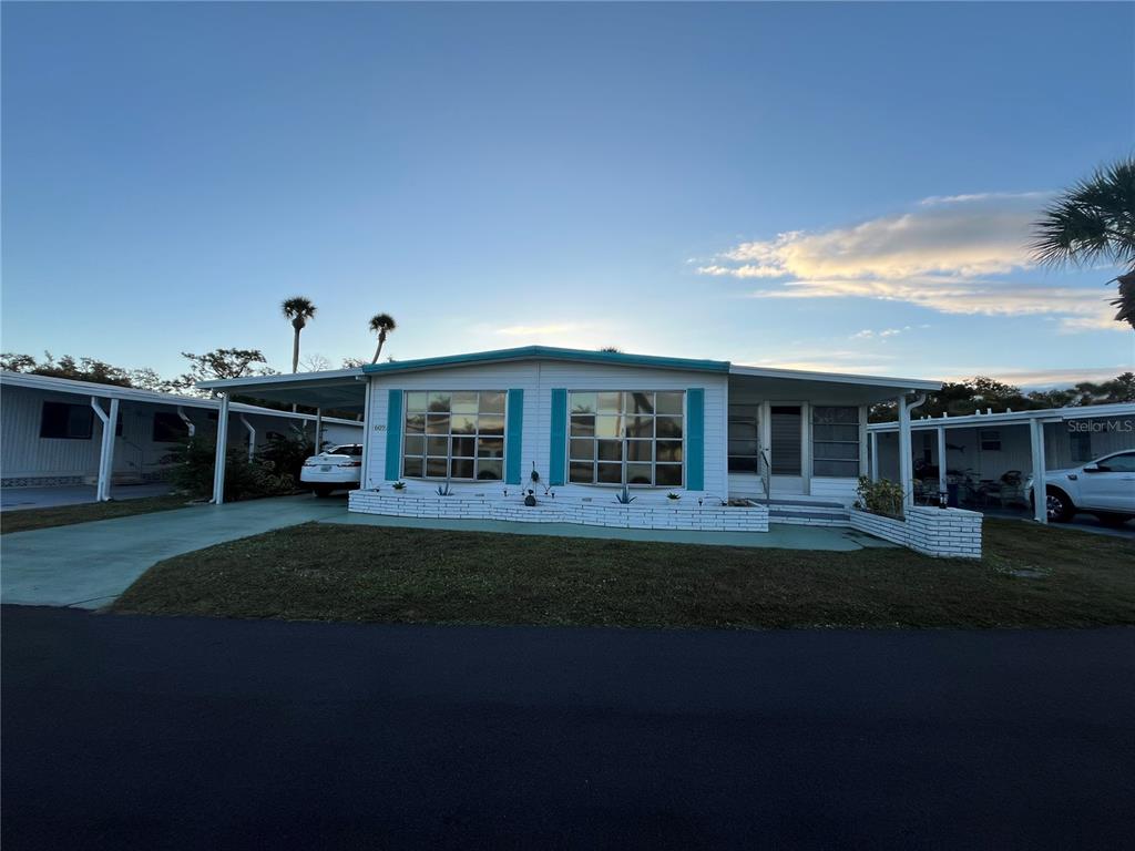 Property for sale at 609 CERVINA DRIVE, VENICE, FL, 34285