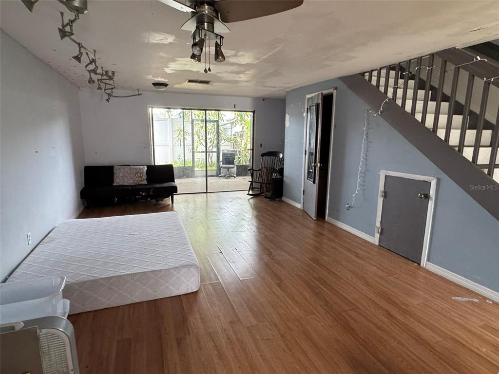 Property for sale at 2811 S PINES DRIVE UNIT 18, LARGO, FL, 33771