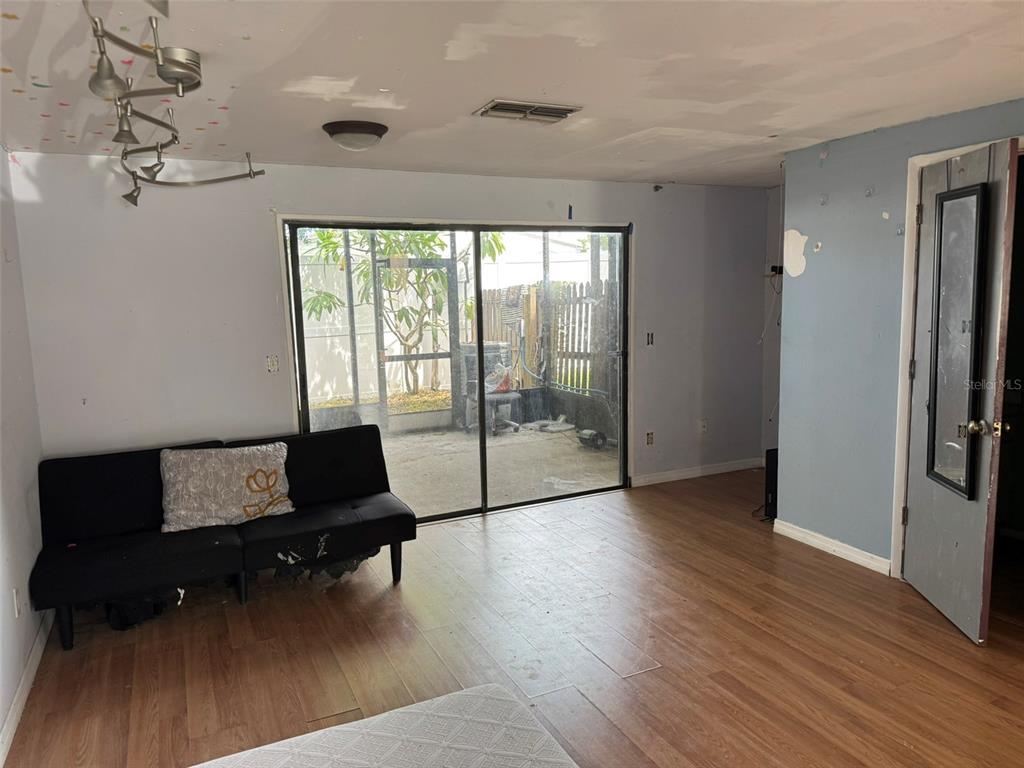 Property for sale at 2811 S PINES DRIVE UNIT 18, LARGO, FL, 33771