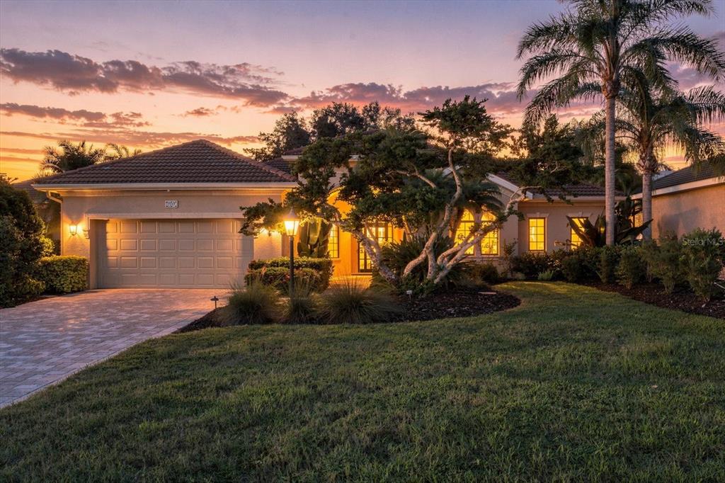 Property for sale at 7047 VILAMOURA PLACE, LAKEWOOD RANCH, FL, 34202