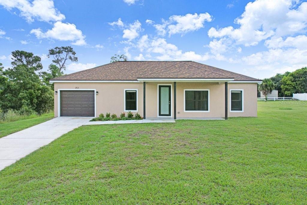 Property for sale at 253 HALLMARK AVENUE, LAKE PLACID, FL, 33852