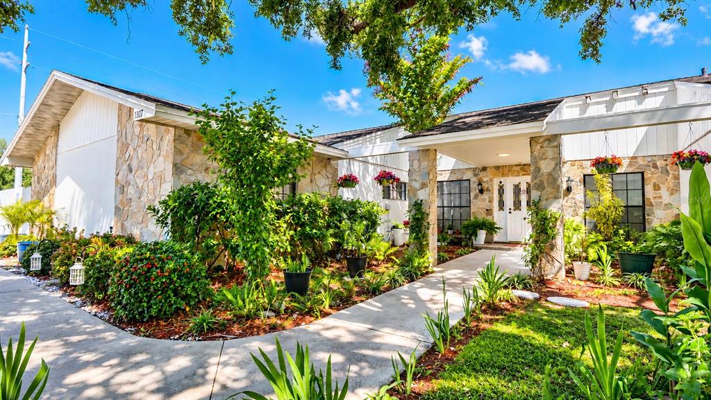 Property for sale at 1307 NORMANDY CIRCLE, PALM HARBOR, FL, 34683