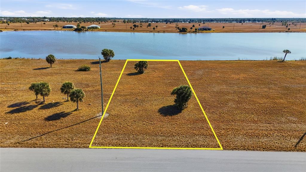 Property for sale at 32 YELLOWHAMMER DRIVE, PLACIDA, FL, 33946