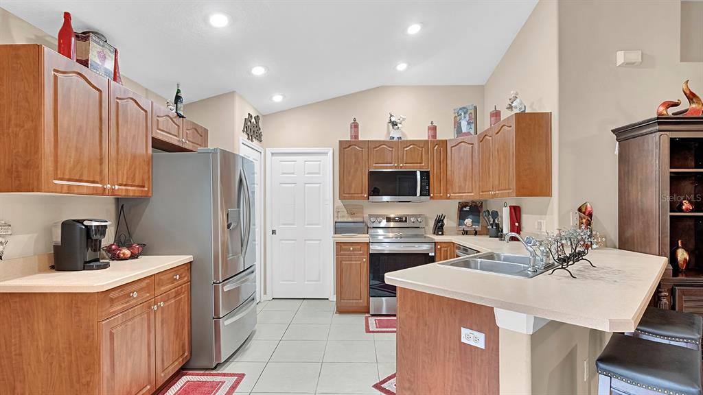 Property for sale at 252 DIRKSEN DRIVE, DEBARY, FL, 32713