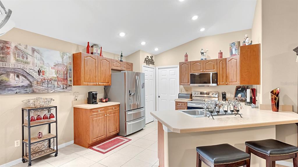 Property for sale at 252 DIRKSEN DRIVE, DEBARY, FL, 32713