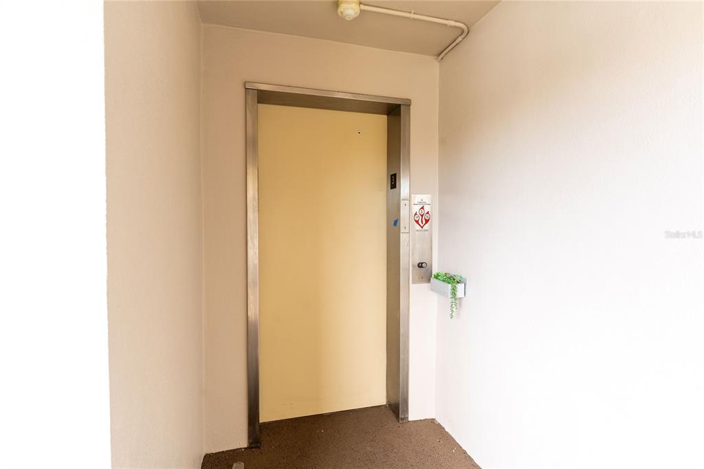 Property for sale at 868 BAYWAY BOULEVARD UNIT 304, CLEARWATER, FL, 33767
