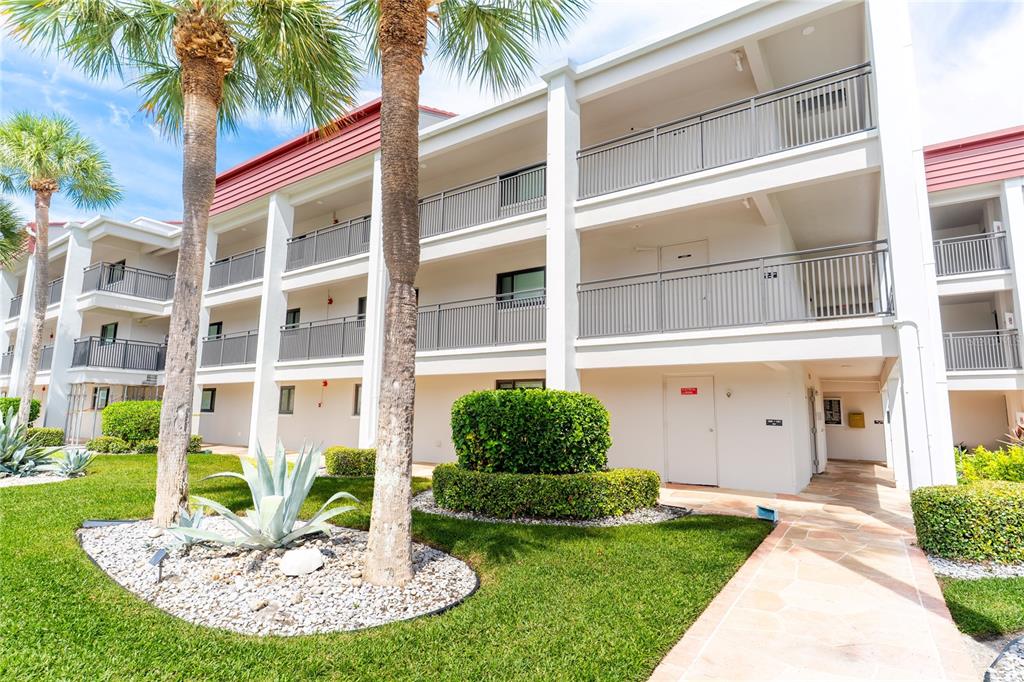 Property for sale at 868 BAYWAY BOULEVARD UNIT 304, CLEARWATER, FL, 33767