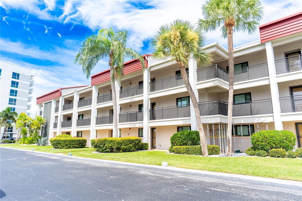 Property for sale at 868 BAYWAY BOULEVARD UNIT 304, CLEARWATER, FL, 33767