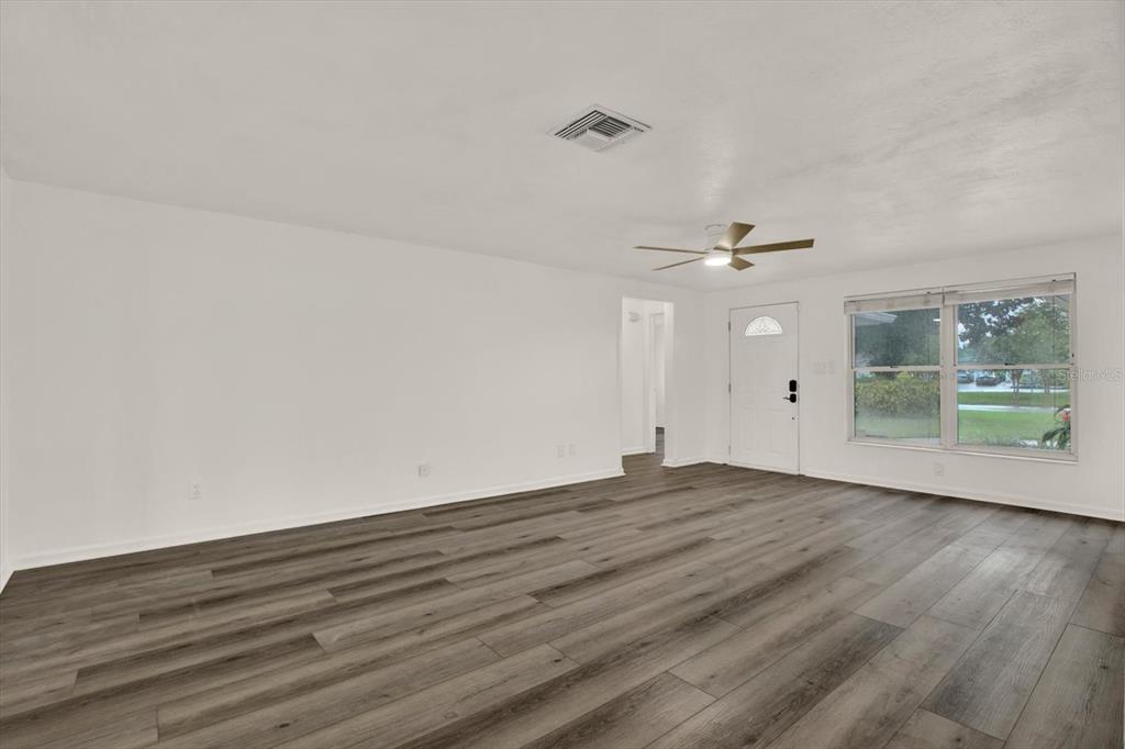 Property for sale at 5995 BLOSSOM LAKE DRIVE, SEMINOLE, FL, 33772