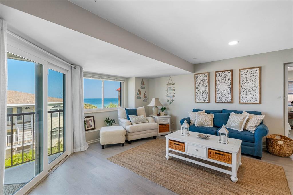 Property for sale at 2112 GULF BOULEVARD UNIT 4B, INDIAN ROCKS BEACH, FL, 33785