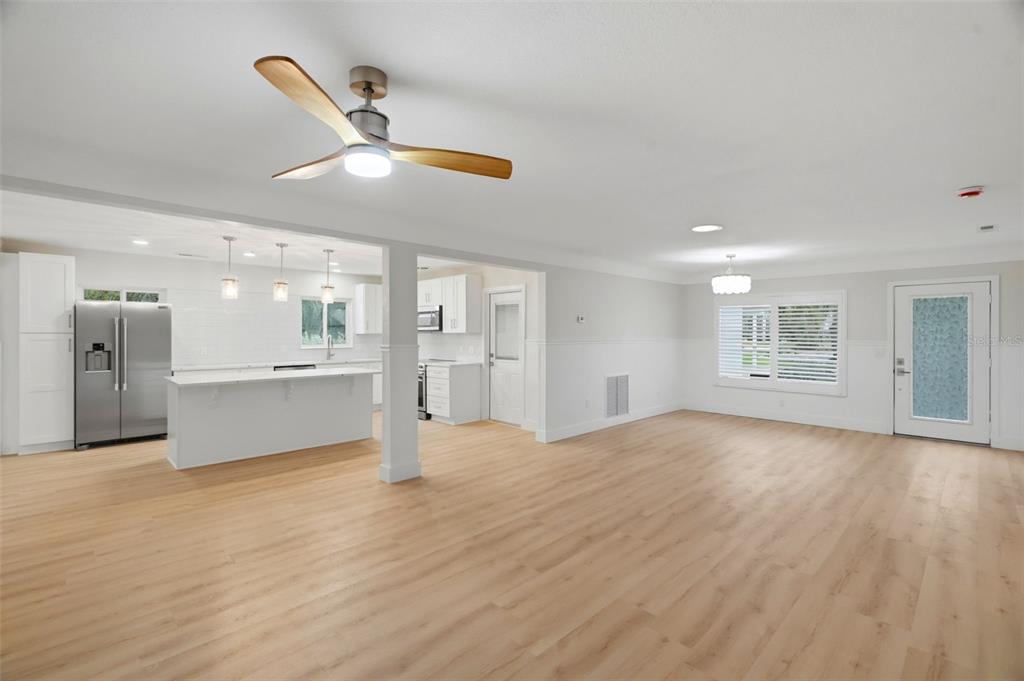 Living Room / Dining Room