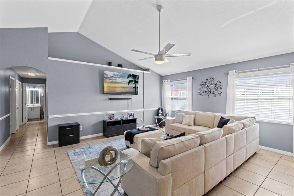 Property for sale at 122 CHURCH STREET S, LAKE HAMILTON, FL, 33851