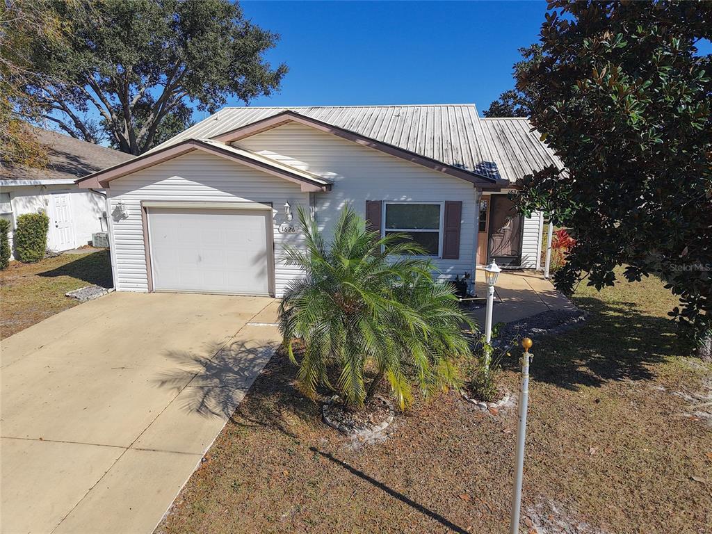 Property for sale at 1626 WILLOW RUN, SEBRING, FL, 33872