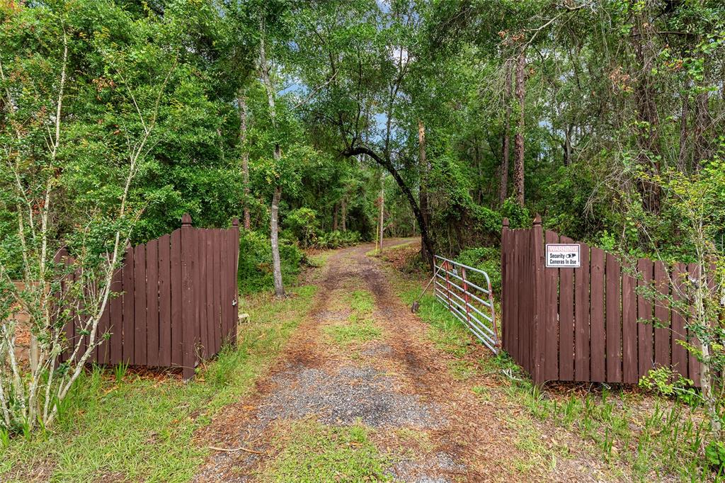 Property for sale at 7622 SE COUNTY ROAD 234, GAINESVILLE, FL, 32641