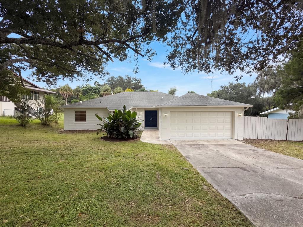 Property for sale at 12054 JOE HERRMANN DRIVE, SAN ANTONIO, FL, 33576
