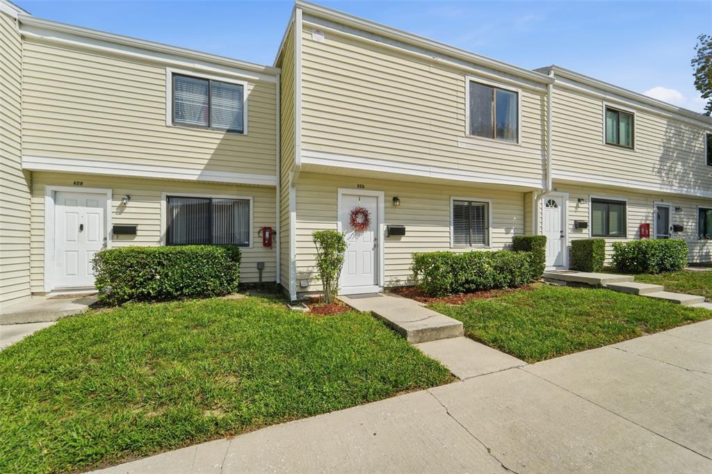 Property for sale at 247 DEBORA COURT UNIT 247, ALTAMONTE SPRINGS, FL, 32701