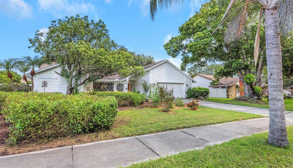 Property for sale at 1620 COUNTRY LANE, DUNEDIN, FL, 34698