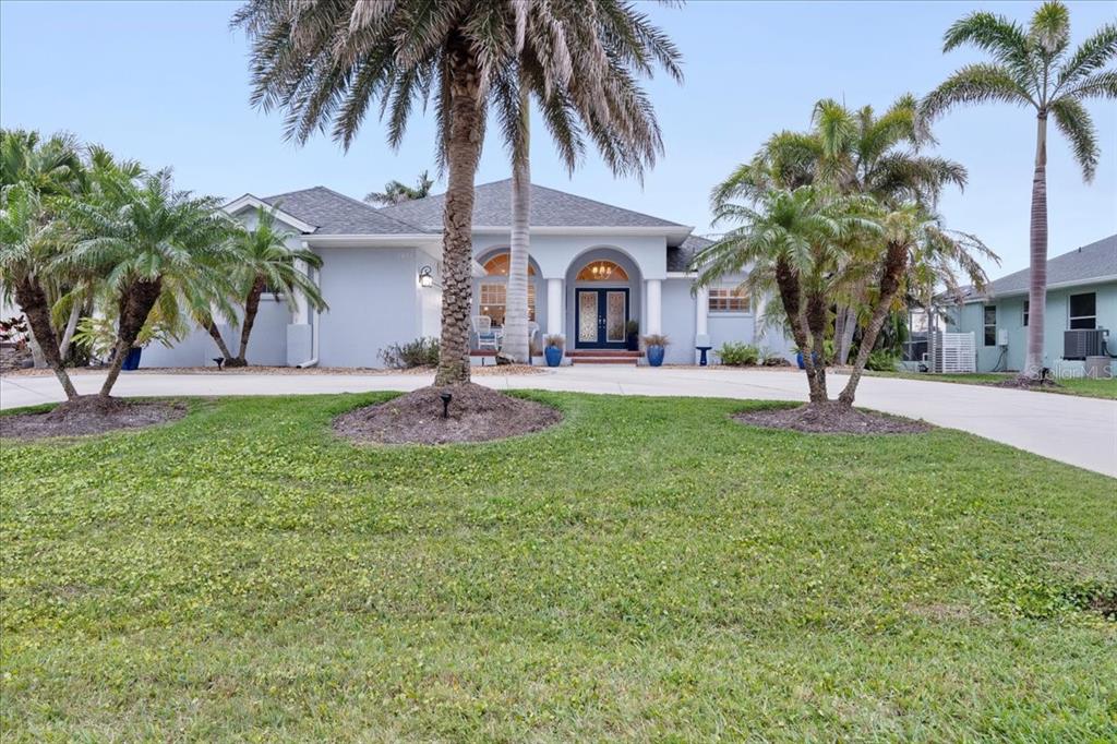 Property for sale at 1091 ROTONDA CIRCLE, ROTONDA WEST, FL, 33947