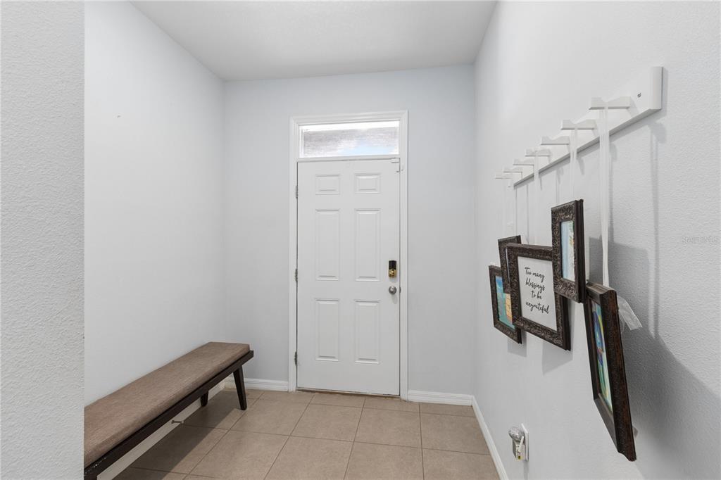 Property for sale at 417 NEWMONT CIRCLE, RUSKIN, FL, 33570