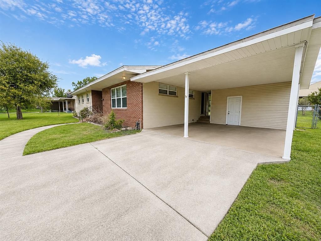 Property for sale at 409 MONTGOMERY AVENUE, LAKELAND, FL, 33801