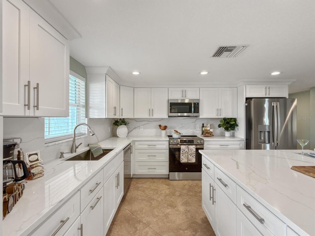 Beautifully updated kitchen with spacious island