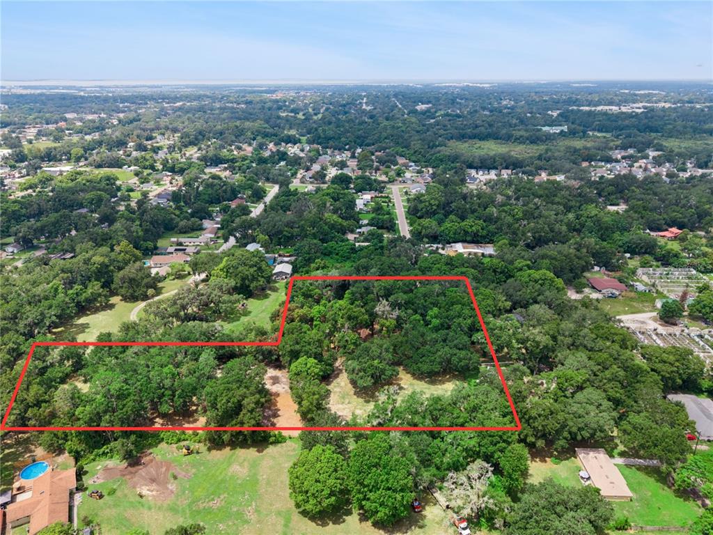Property for sale at 860 E LISA LANE, APOPKA, FL, 32703