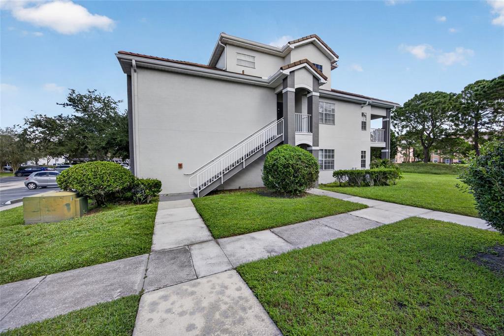 Property for sale at 14013 FAIRWAY ISLAND DRIVE UNIT 428, ORLANDO, FL, 32837