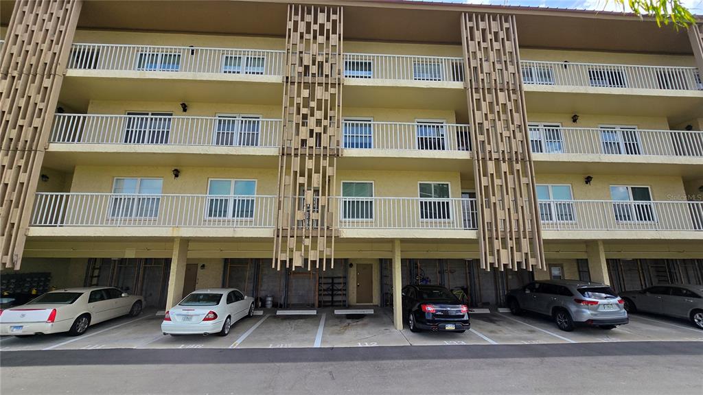 Property for sale at 105 ISLAND WAY UNIT 112, CLEARWATER BEACH, FL, 33767