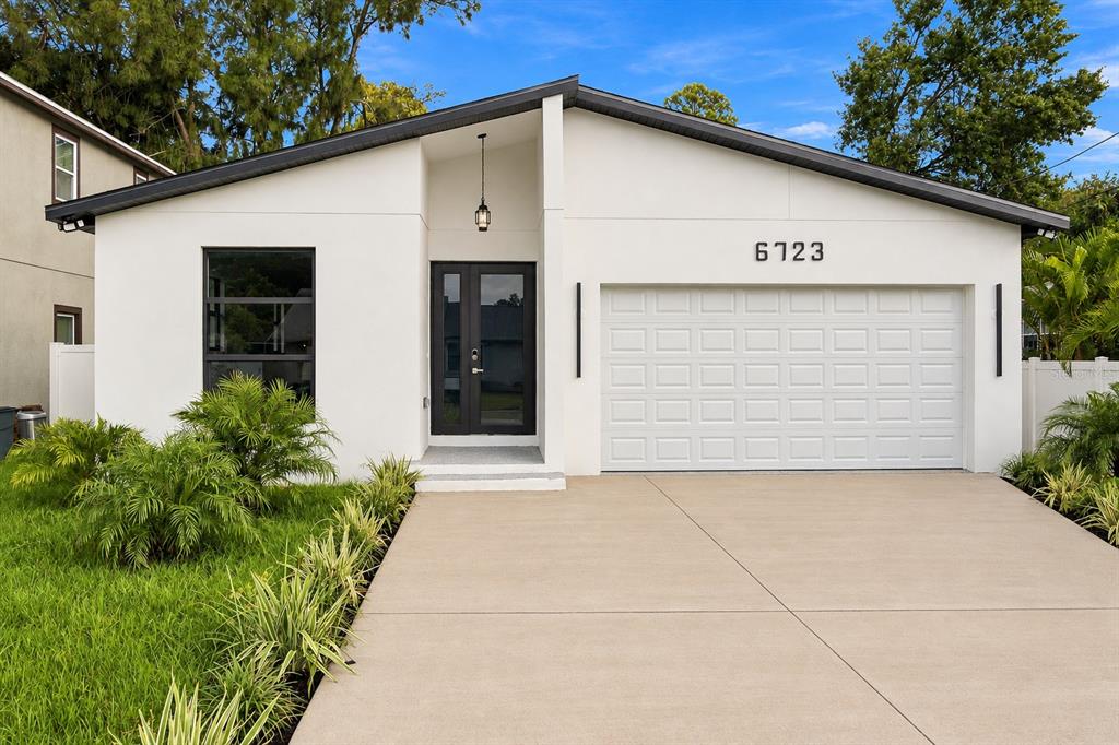 Property for sale at 6723 68TH AVENUE N, PINELLAS PARK, FL, 33781