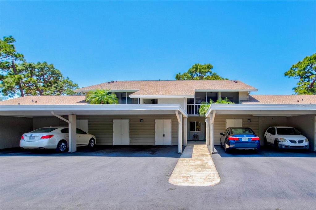Property for sale at 404 PINEBROOK CRESCENT UNIT 4, VENICE, FL, 34285
