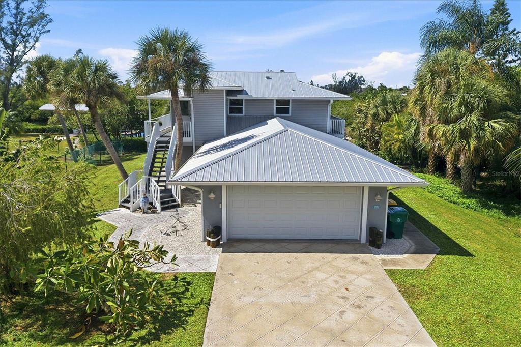 Property for sale at 900 OXFORD DRIVE, ENGLEWOOD, FL, 34223