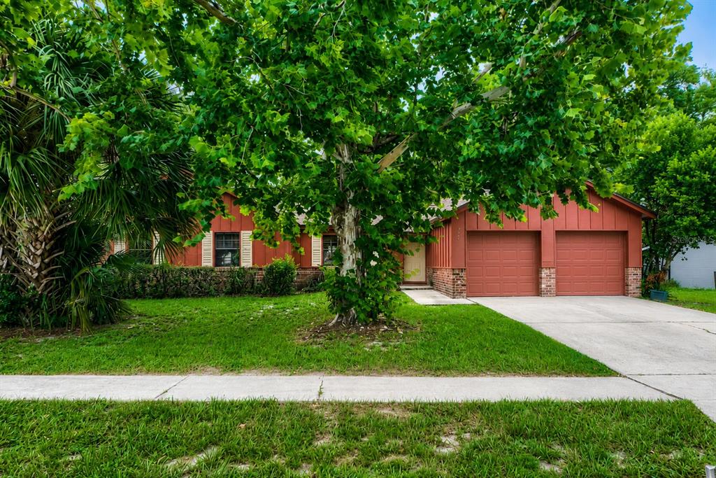 Property for sale at 717 LANCEWOOD DRIVE, WINTER SPRINGS, FL, 32708
