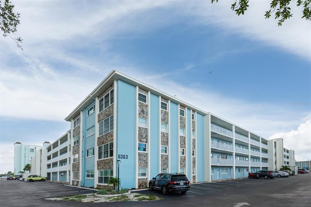 Property for sale at 6363 GULF WINDS DRIVE UNIT 233, ST PETERSBURG, FL, 33706