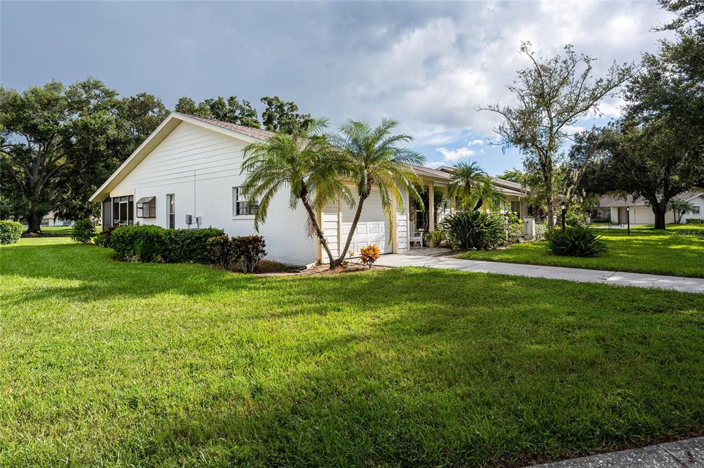 Property for sale at 4206 OAKHURST CIRCLE E UNIT 3075, SARASOTA, FL, 34233