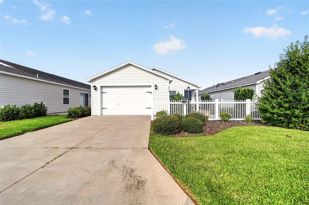 Property for sale at 5844 MARSH COURT, THE VILLAGES, FL, 32163