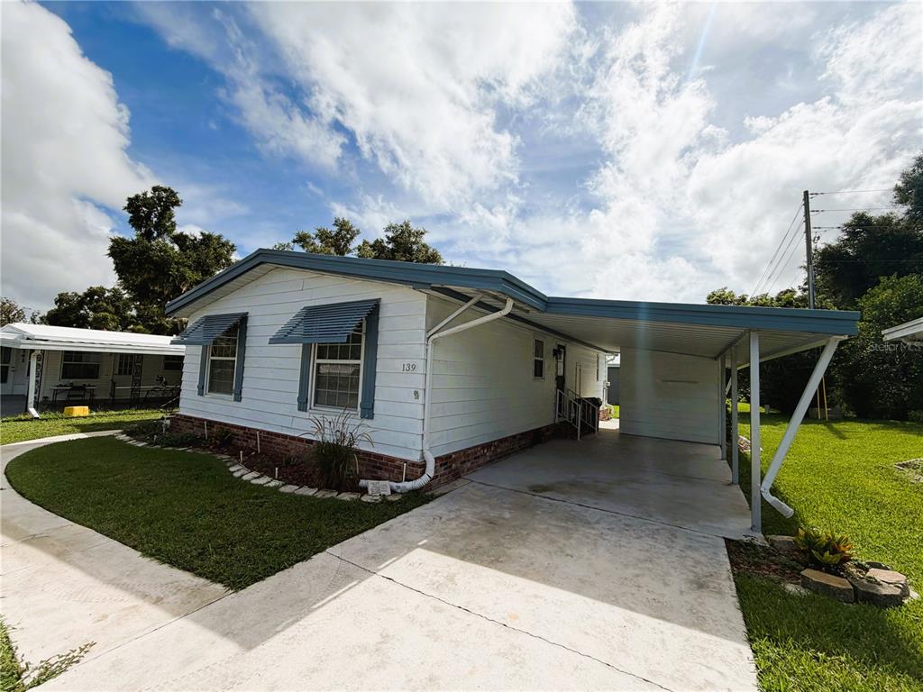 Property for sale at 139 ASPEN CIRCLE, LEESBURG, FL, 34748
