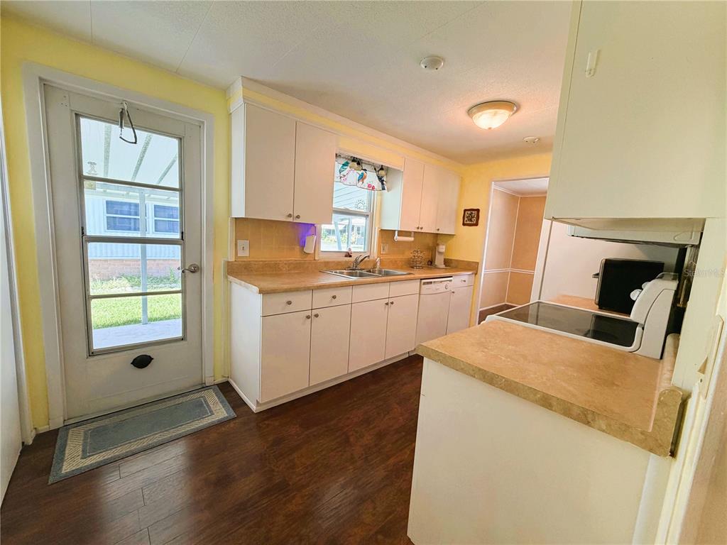 Property for sale at 139 ASPEN CIRCLE, LEESBURG, FL, 34748
