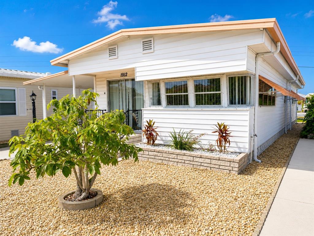 Property for sale at 1912 IOWA AVENUE, BRADENTON, FL, 34207