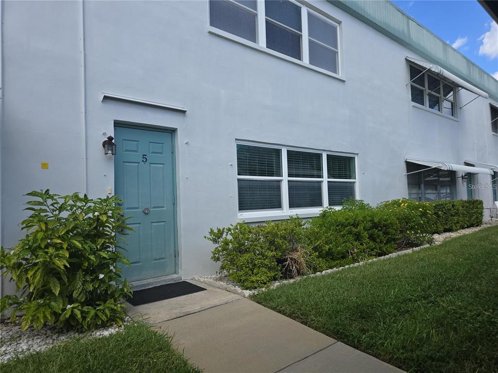 Property for sale at 5267 81ST STREET N UNIT 5, ST PETERSBURG, FL, 33709