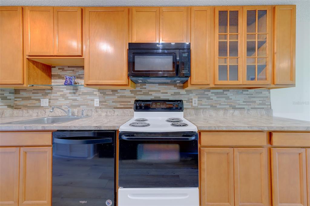 Property for sale at 5090 BAY STREET NE UNIT 124, ST PETERSBURG, FL, 33703