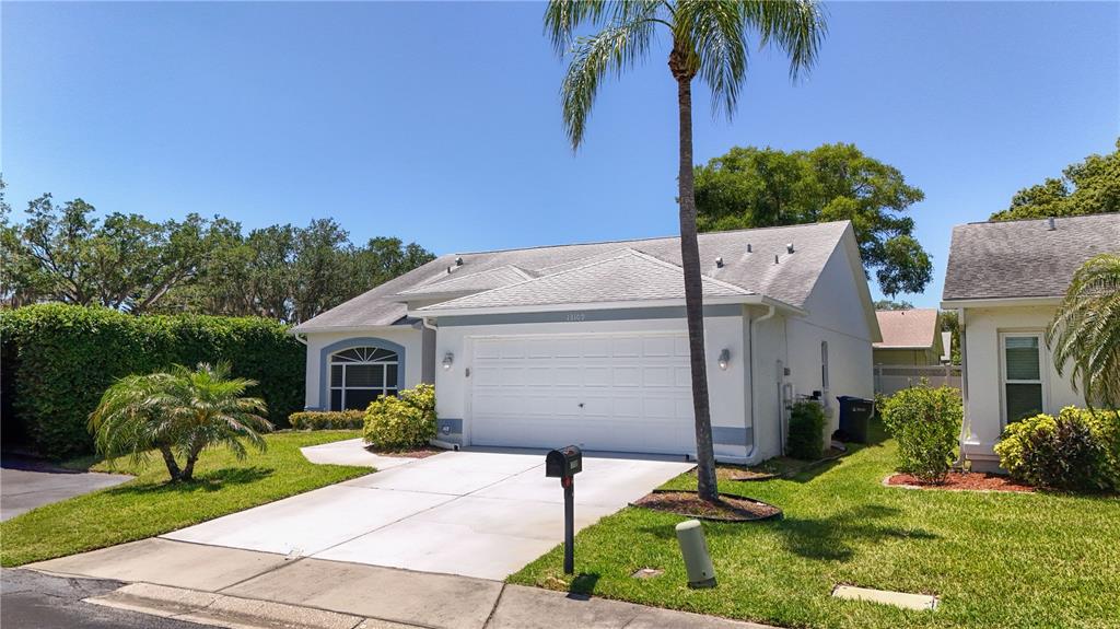 Property for sale at 13109 DOBREE PLACE UNIT 29, RIVERVIEW, FL, 33579