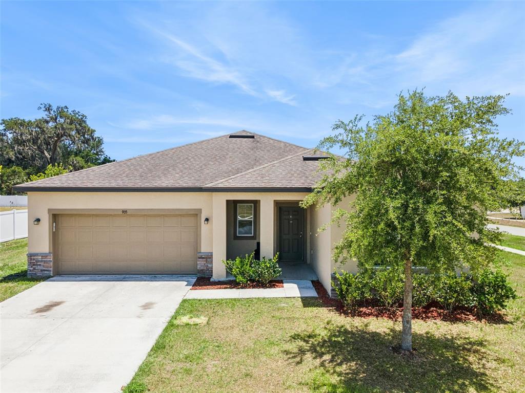 Property for sale at 903 SHIMMERING OAKS LANE, SEFFNER, FL, 33584